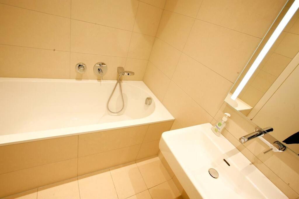 Top Central Apartment on Karlsplatz Wien Exterior foto
